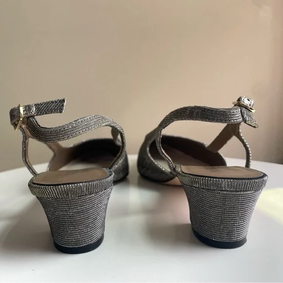 Vaneli Aliz Slingback Heels in Platinum Nizza Metallic Size